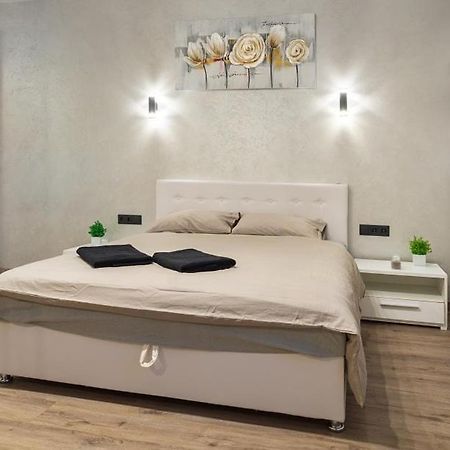 Appartamento Жк Светлопарк Kiev Esterno foto